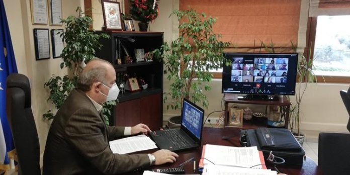 Χαιρετισμός του Δημάρχου Διονύσου Γιάννη Καλαφατέλη σε Ημερίδα της ΠΕΓΚΑΠ-ΝΥ για τις επιπτώσεις του Covid-19_5fc9cccb783bf.jpeg