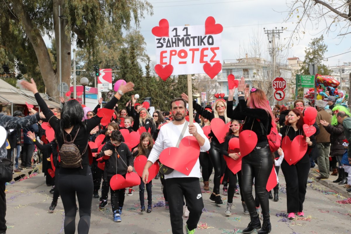 Κέφι, γέλια και χορός στο 2ο Ηρακλειώτικο Καρναβάλι