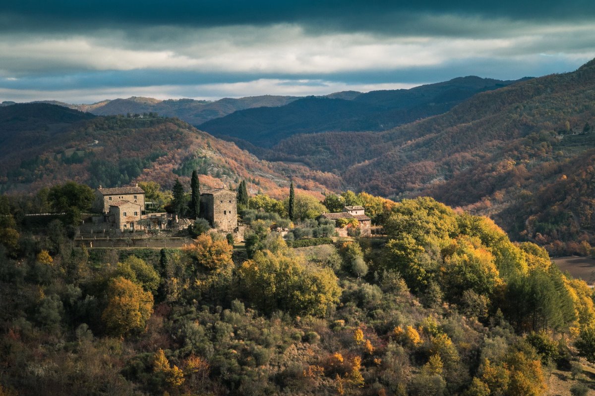 όμορφα ιταλικά χωριά Montone