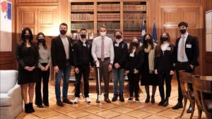 Ελληνική μαθητική ομάδα κατακτά την 1η θέση στην Διεθνή Ολυμπιάδα Ρομποτικής με ‘μπαστούνι για προβλήματα όρασης’