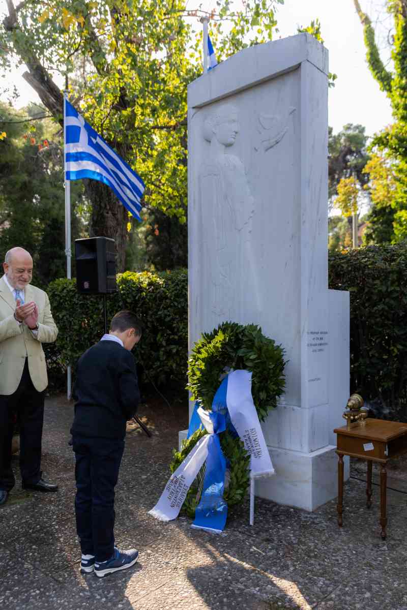 ΕΚΔΗΛΩΣΕΙΣ ΜΝΗΜΗΣ ΚΑΙ ΤΙΜΗΣ ΣΤΟΥΣ ΗΡΩΕΣ ΤΟΥ ’40 ΣΤΗΝ ΕΚΑΛΗ