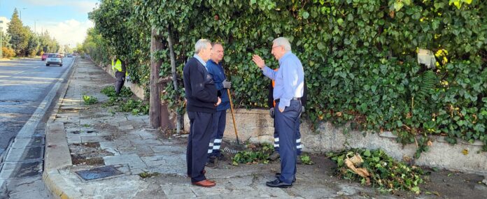 Τον καλλωπισμό της περίφραξης του Δάσους Συγγρού επί της Λ. Κηφισίας και τον καθαρισμό των πεζοδρομίων επιμελήθηκε η Υπηρεσία Καθαριότητας του Δήμου Αμαρουσίου