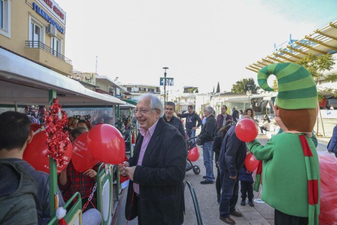 Με τα Μαρουσιωτάκια την παραμονή της Πρωτοχρονιάς ο Δήμαρχος Θεόδωρος Αμπατζόγλου
