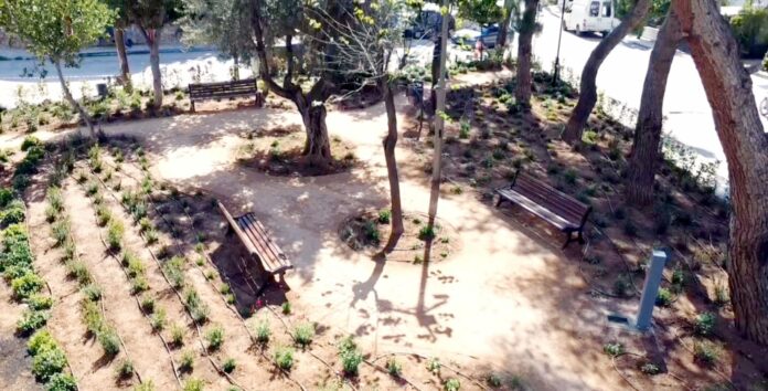 Νέο πάρκο “τσέπης” στην Κοκκινιά – Σε εξέλιξη το πρόγραμμα διαμόρφωσης κοινόχρηστων χώρων σε όλες τις γειτονιές του Αμαρουσίου
