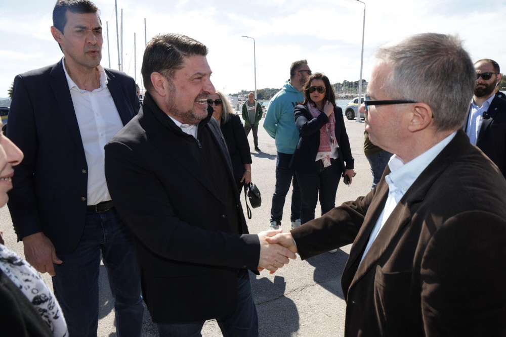 Νίκος Χαρδαλιάς από τα Μέγαρα: “Θα είμαστε παρόντες σε κάθε γειτονιά της Αττικής – Η Δυτική Αττική έχει πάρει το μήνυμα του ενδιαφέροντός μας, θα γίνει ένα πεδίο ανάπτυξης και ευημερίας” 31 IMG-20250308-WA0019-1000x667