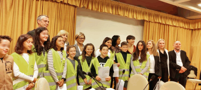 Ο Δήμος Κηφισιάς πρωτοπόρος στην υλοποίηση του προγράμματος Σχολικής Διαμεσολάβησης στα Δημοτικά Σχολεία_68e822da3580a.png