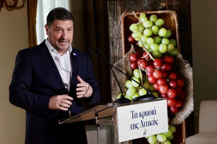 Νίκος Χαρδαλιάς: «Ο αττικός αμπελώνας είναι κρίκος της ταυτότητάς μας – επενδύουμε στο έργο των οινοπαραγωγών μας με σχέδιο, συνέπεια και αποτέλεσμα»